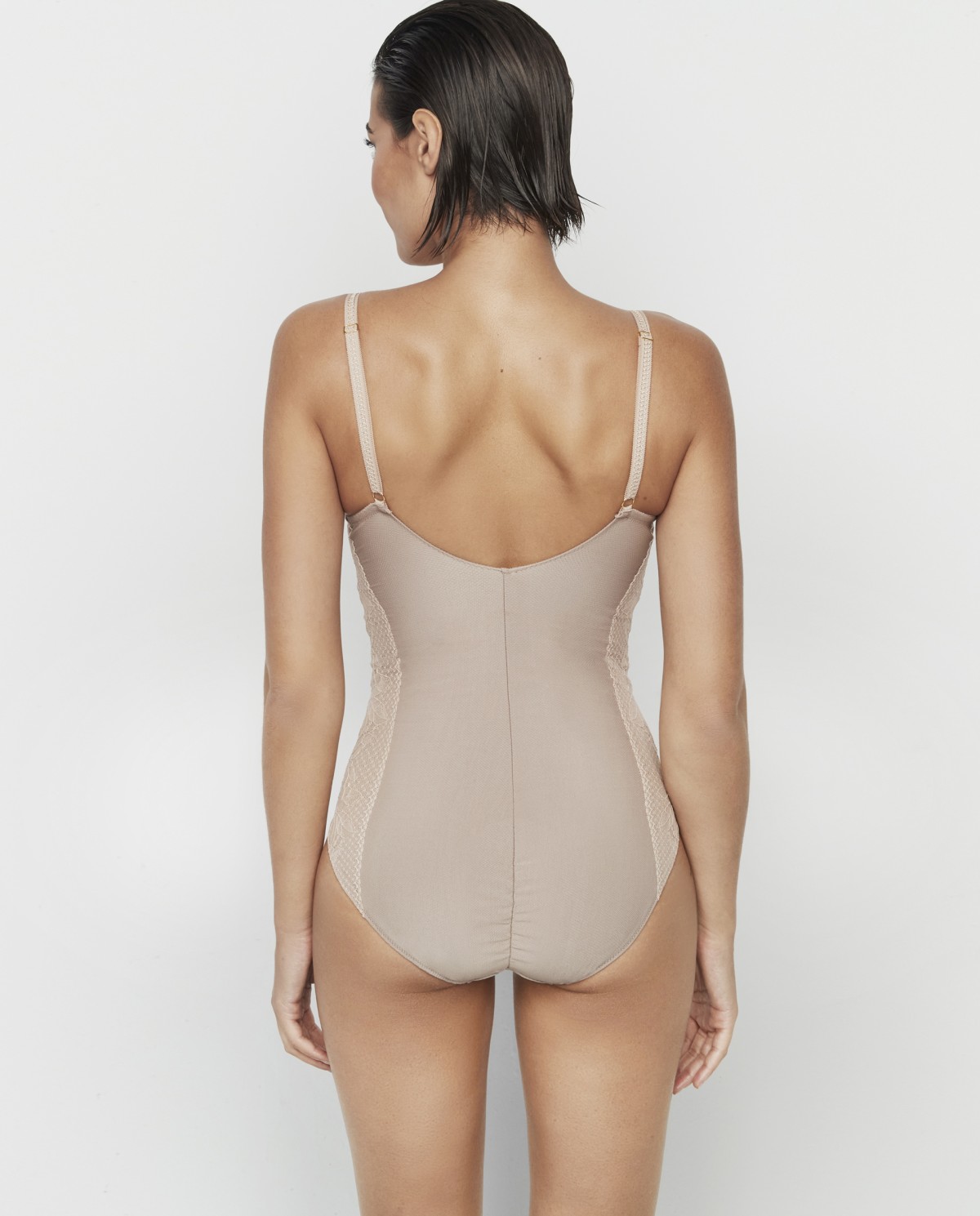 body-reductor-de-capacidad-61251-035-piel (2)