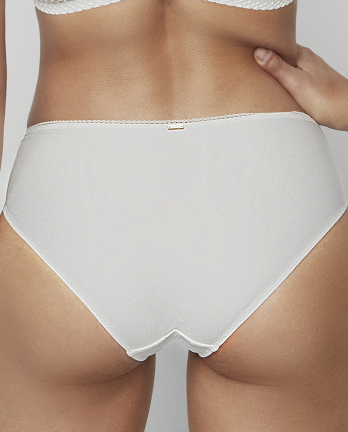 braga-bikini-clásica-61202-010-marfil (1)