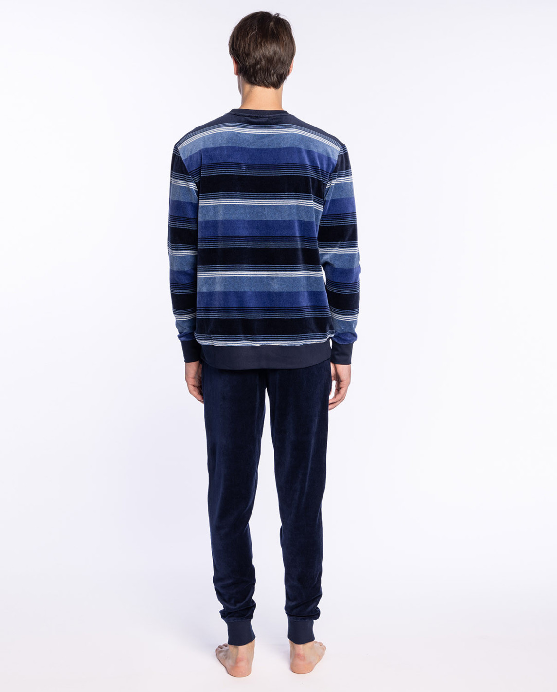 pijama-largo-de-terciopelo-elegance (1) Pijama Invierno Hombre 3468370