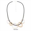 Collar Sia Tropic Art con cordón negro y aros bicolor dorado y plateado