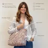 Bolsa Onda De La Mur mediana jacquard geométrico rosa y lila con cremallera y bolsillos laterales – 42x40x18 cm