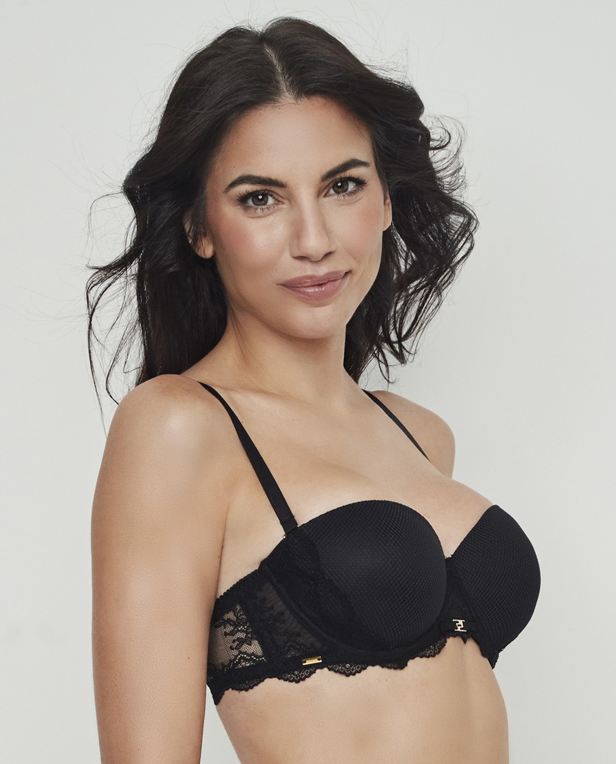 sujetador-sin-tirantes-31316-004-negro