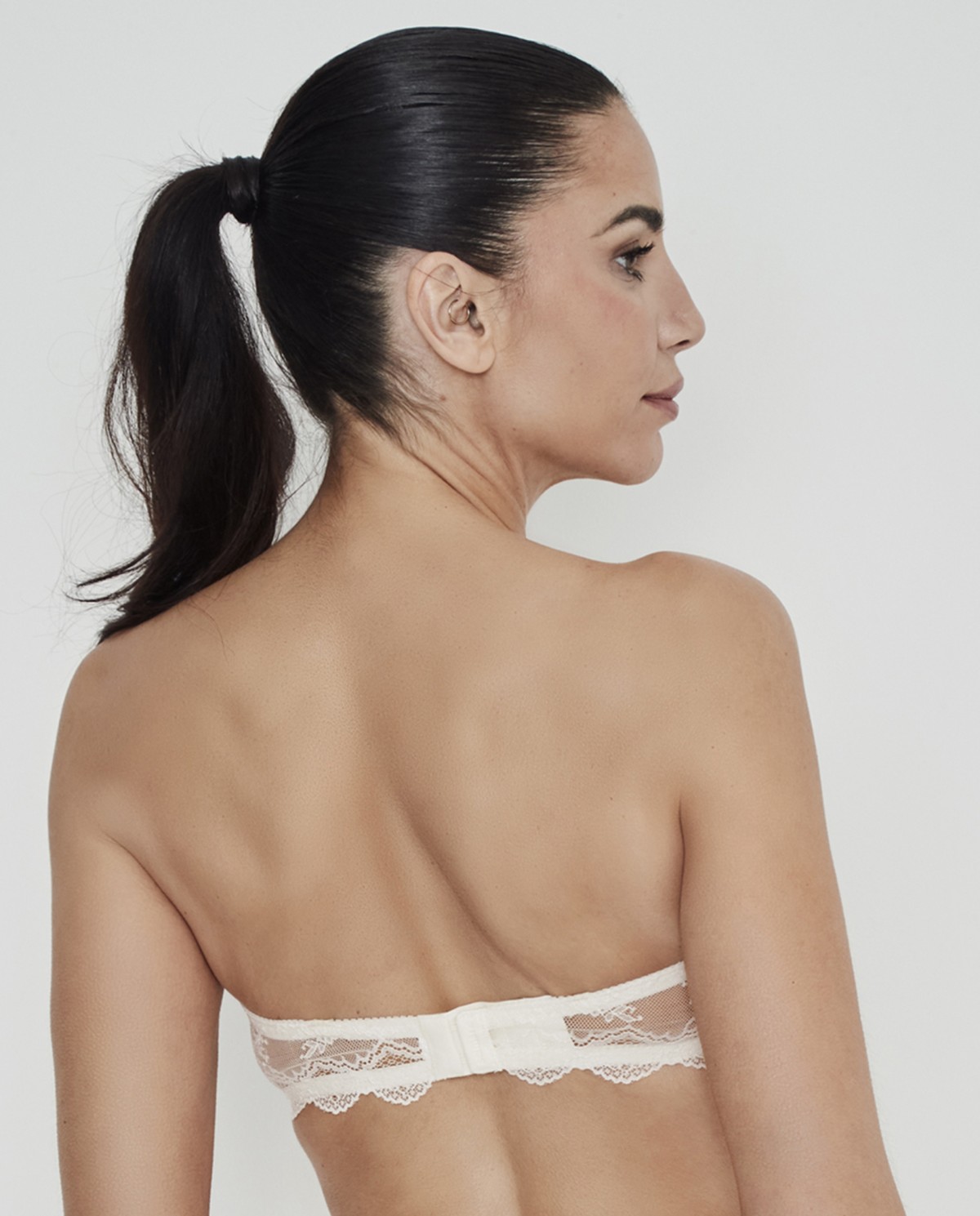 sujetador-sin-tirantes-31316-010-marfil (1)